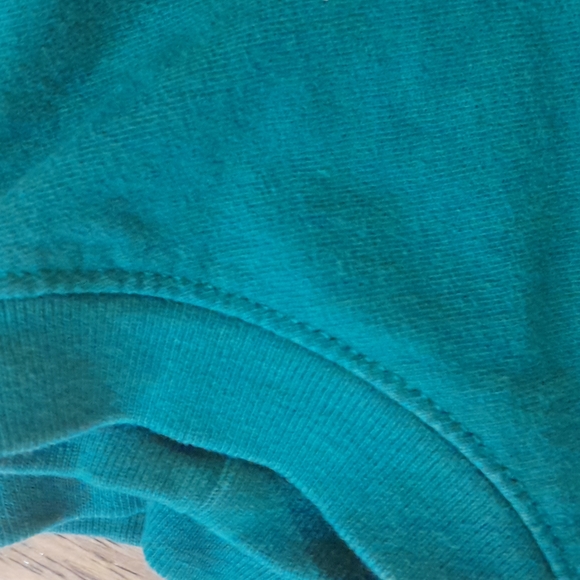 Crop top - Picture 4 of 4